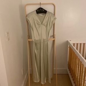 Vince silk drape dress in aloe color
